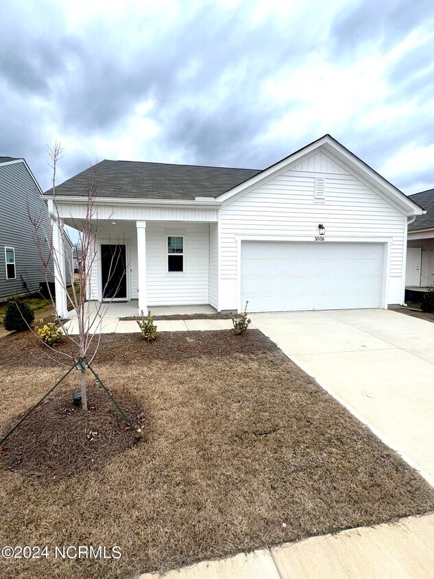 Primary Photo - 3006 Chipper Ln W