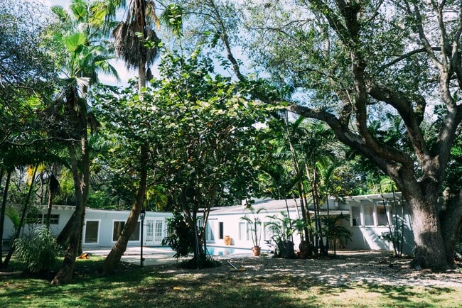 Photo - 5805 SW 81st St House