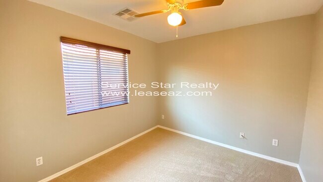 Building Photo - 10036 W Preston Ln