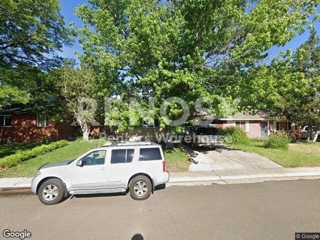 Foto del edificio - 2225 S Cherry St