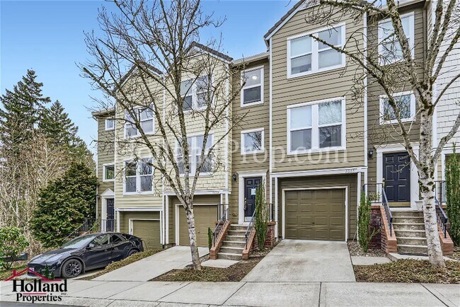 Building Photo - COMING SOON!!! Spacious 3-Bedroom, 3-Bath ...