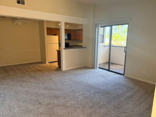 Building Photo - 2 bedroom 2 bath condo in Parkview Village of Winter Park