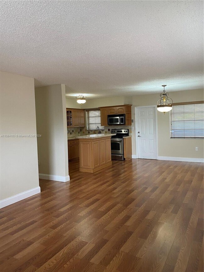 Foto del edificio - 4263 NW 3rd St