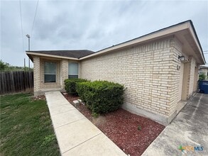 Building Photo - 2774 FM1044
