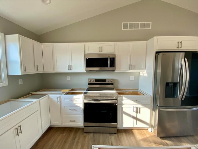Foto del edificio - 4025 Breckenridge Dr