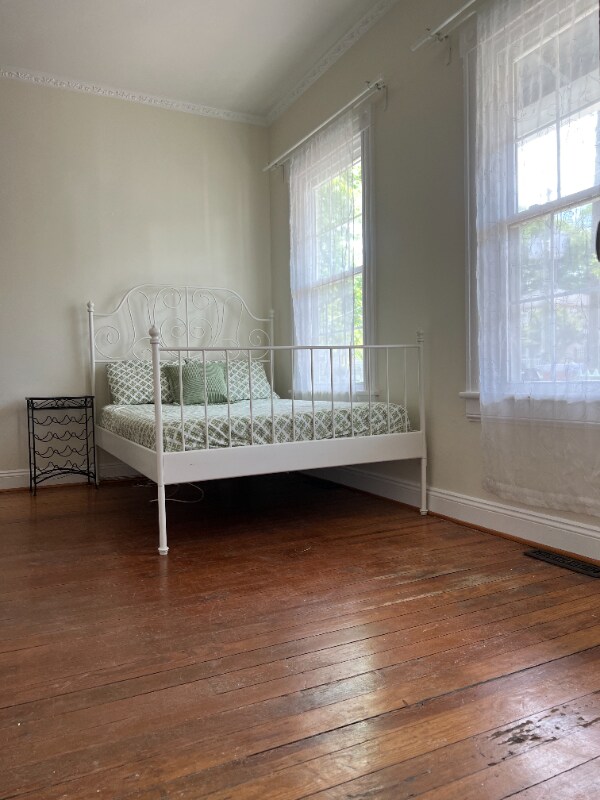 Foto principal - 2500 Bainbridge St