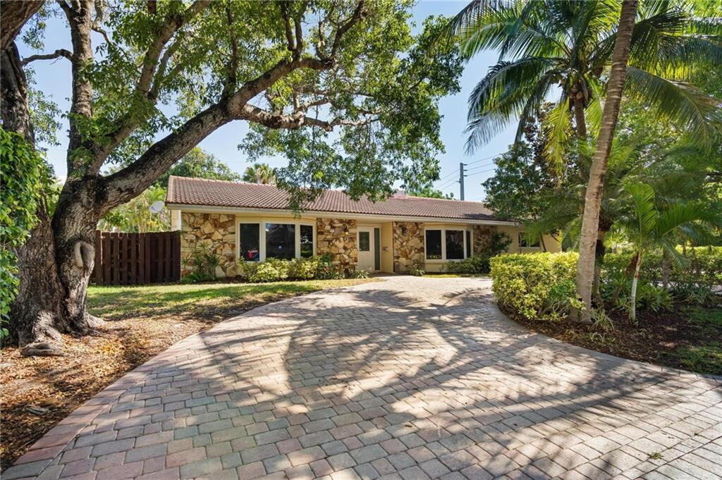 Foto principal - 2265 NE 30th Ct