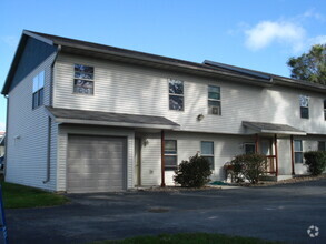 Building Photo - 933 West Ave