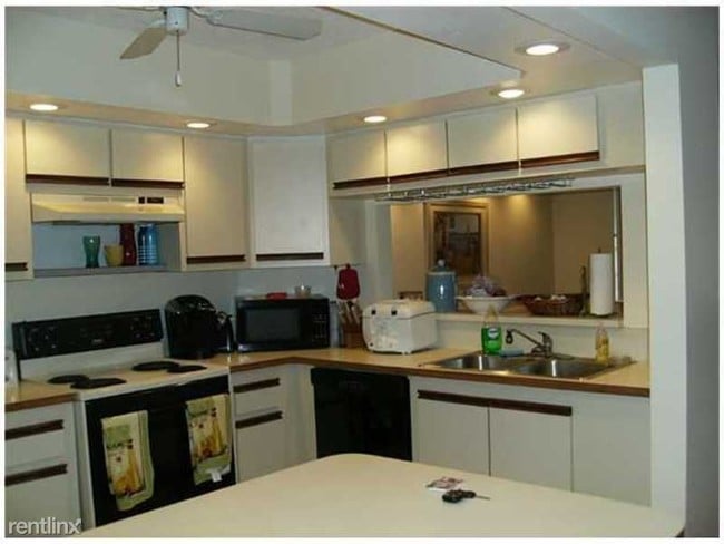 Building Photo - 2067 Discovery Cir E
