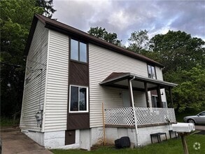 Building Photo - 745 Williams St