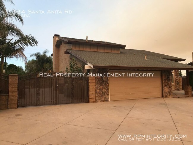 Building Photo - Horse property with a Beautiful Home for You!