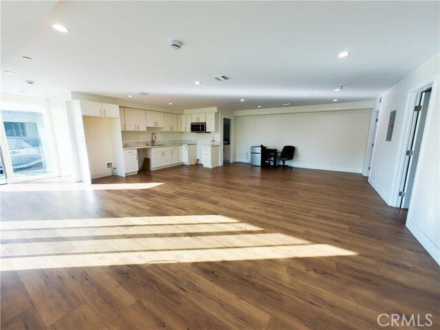 Foto del edificio - 6628 Camellia Ave