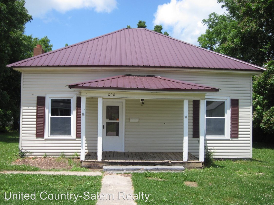 Primary Photo - 3 br, 1 bath House - 808 E. Ellis