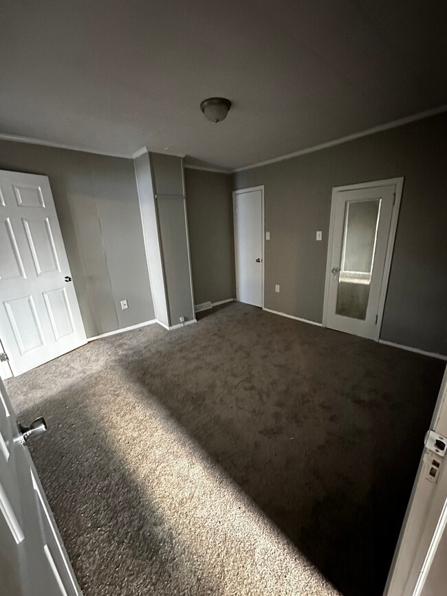 Building Photo - 1628 Rivermont Hts