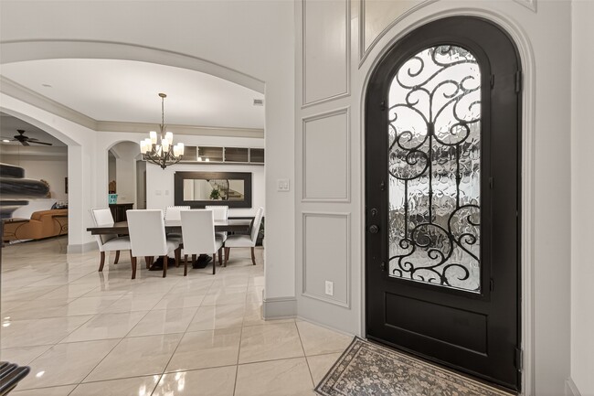 Building Photo - 2515 Avon Gate Ct