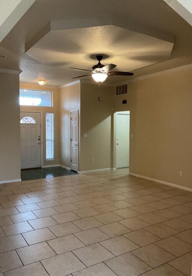 Foto del edificio - COMING SOON!