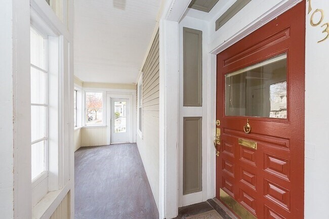 Building Photo - 103 Magoun Ave