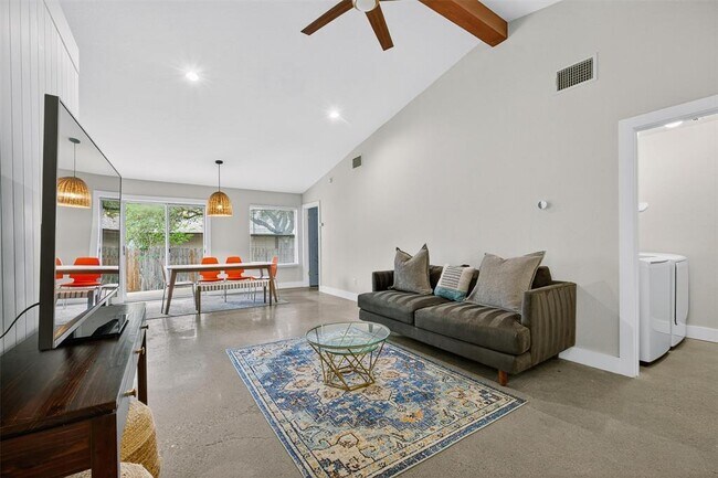 Foto del edificio - 1182 Waller St