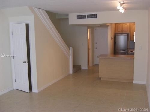 Building Photo - 5401 Collins Ave