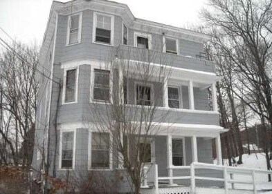 Primary Photo - 19 Vacca St