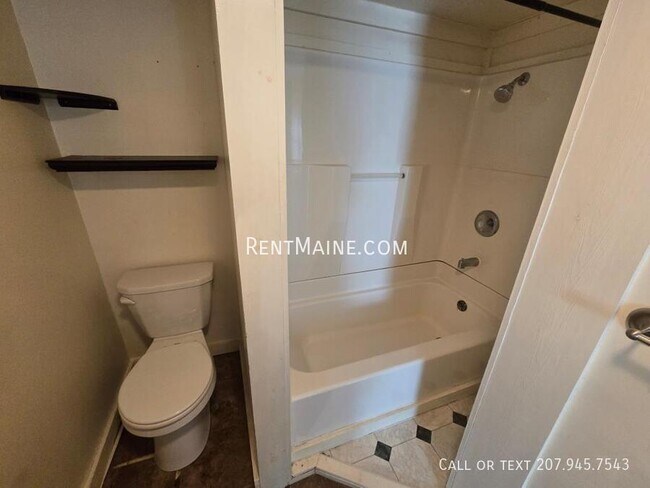 Foto del edificio - 10 Otis St