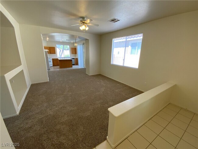 Foto del edificio - 413 Magnolia Arbor St