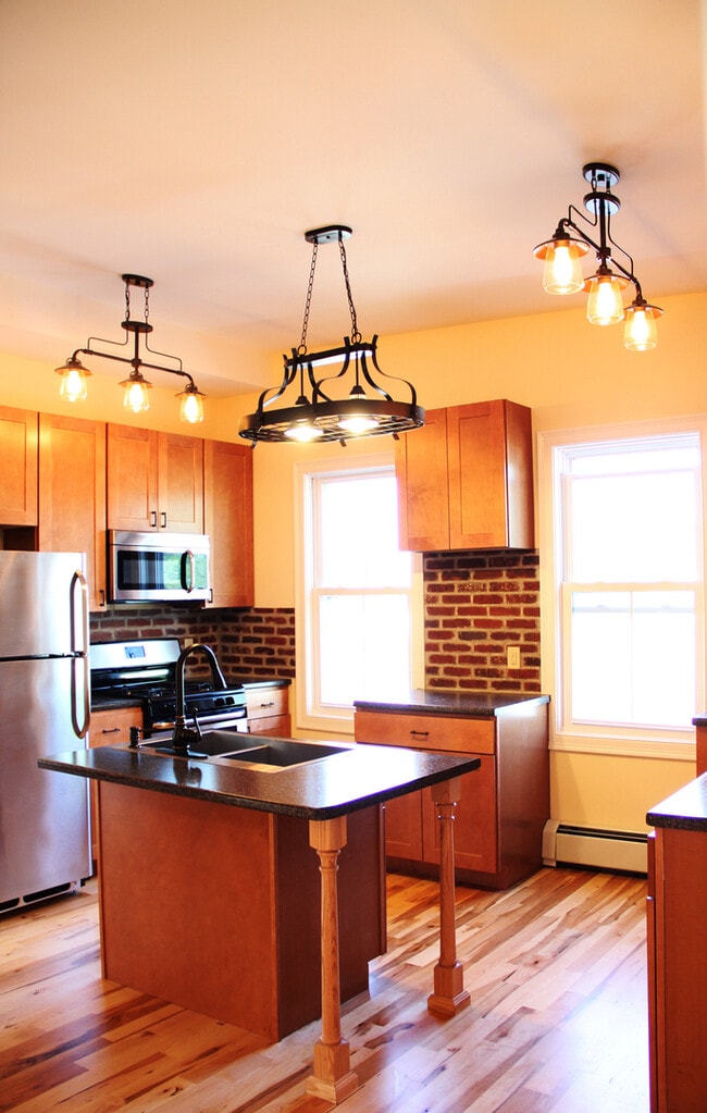 Photo - 26 Cedar St Apartment