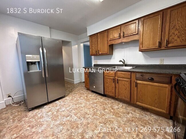 Foto del edificio - 1832 S Burdick St