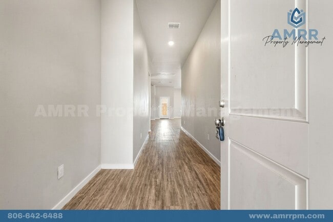 Building Photo - RARE 4 Bedroom In Frenship ISD
