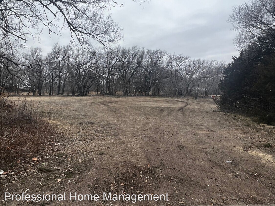 Building Photo - 3 br, 2 bath House - 201 S Young