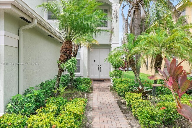 Foto del edificio - 4642 SW 131st Terrace