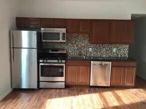 Building Photo - 601 N 39th St