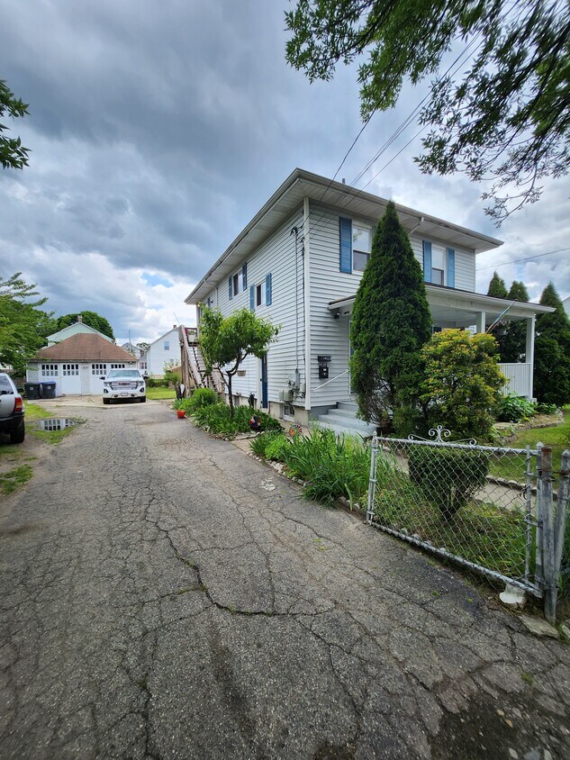 Primary Photo - 159 Central Ave