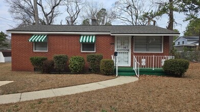 Building Photo - 1132 Hood Ave