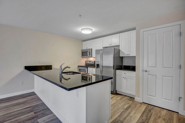 Cocina - 377 Main St
