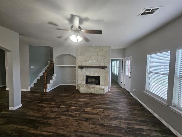 Building Photo - 727 Sendero Rd