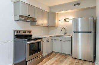 Building Photo - The Hendrix