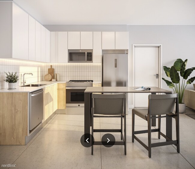Foto del edificio - Studio, 1 bath Condo - 286 NW 29th St