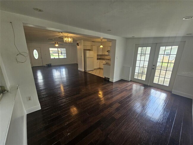Building Photo - 26 Lake Ct Loop