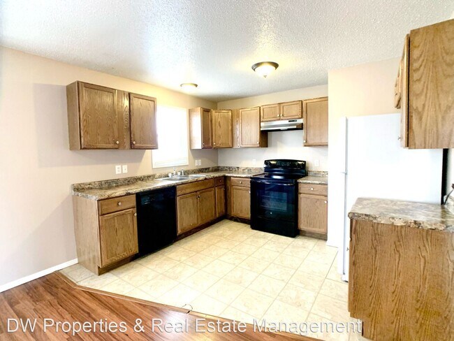 Building Photo - 3 br, 2 bath House - 717  South 13th
