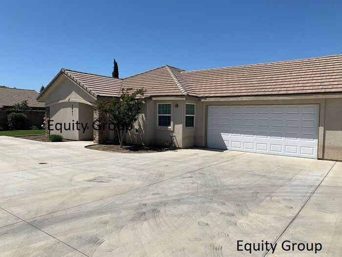 Primary Photo - Lovely NW Visalia condo available! Section 8!