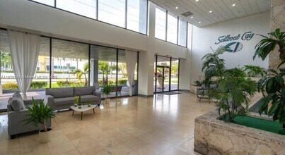 Building Photo - 13499 Biscayne Blvd