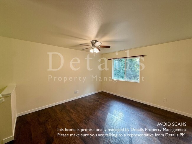 Building Photo - 3 Bedroom Port Orchard Home