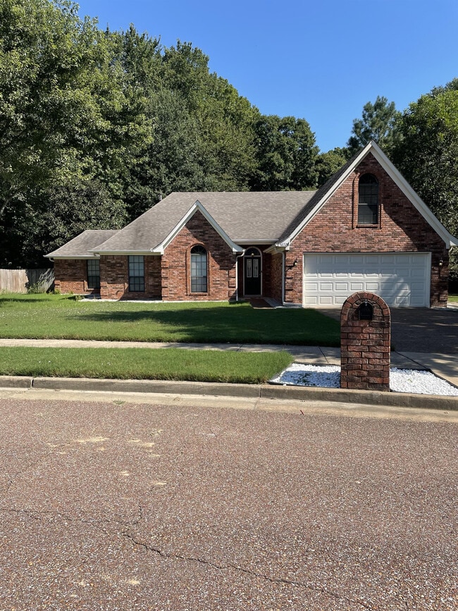 Foto del edificio - 4672 Buckhead Cir