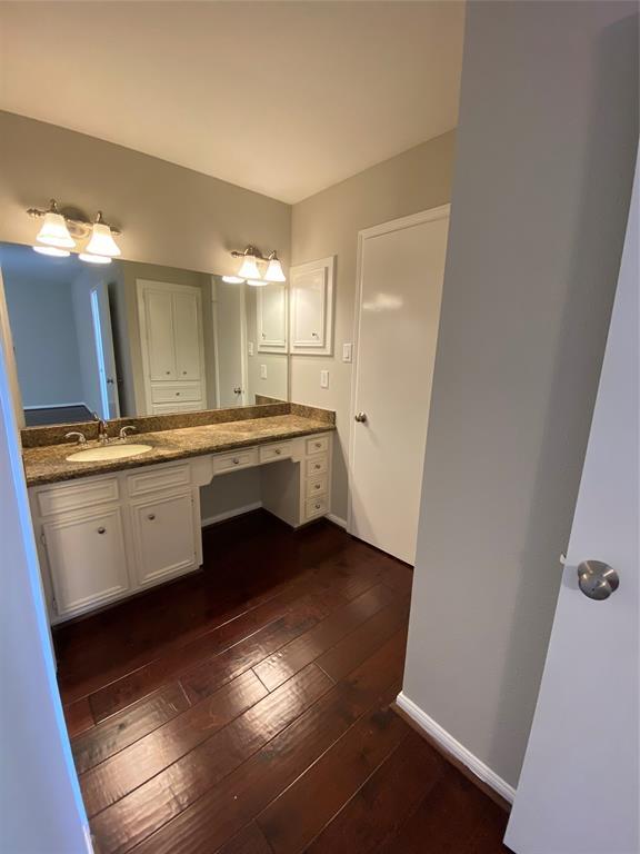 Building Photo - 1475 Bering Dr