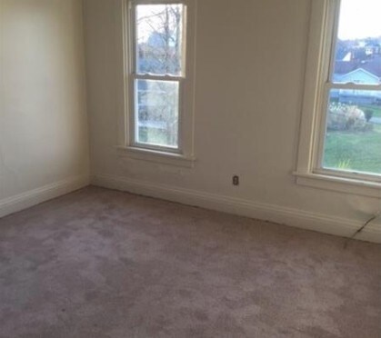 Interior Photo - 126-130 Shady Ave