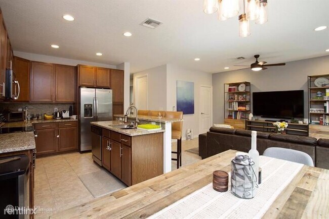 Foto del edificio - 7846 SW 52nd Pl