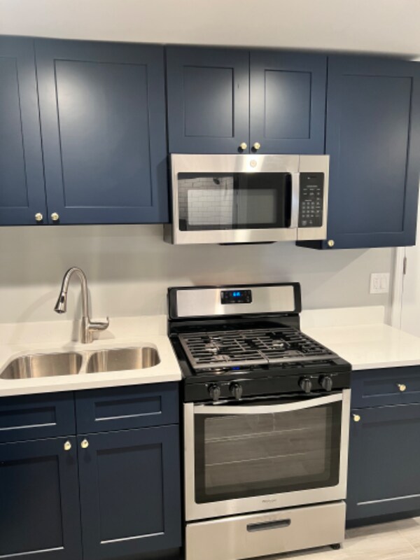 Foto del edificio - 3907 N Albany Ave