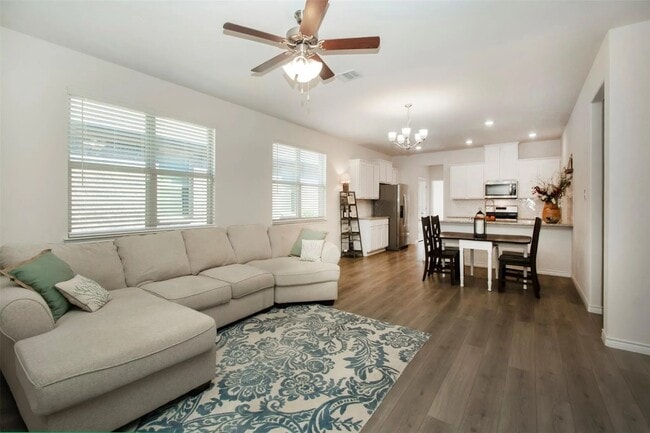 Building Photo - 2348 Opaline Dr
