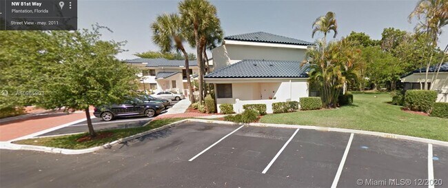 Foto del edificio - 1700 NW 81st Way